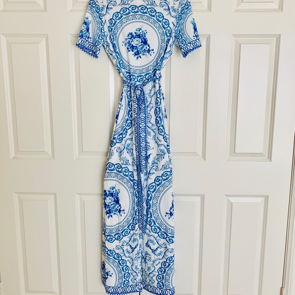 🔥❤️🔥Must have Jumpsuit-NWT-Fitted top/wide leg - Picture 1 of 5